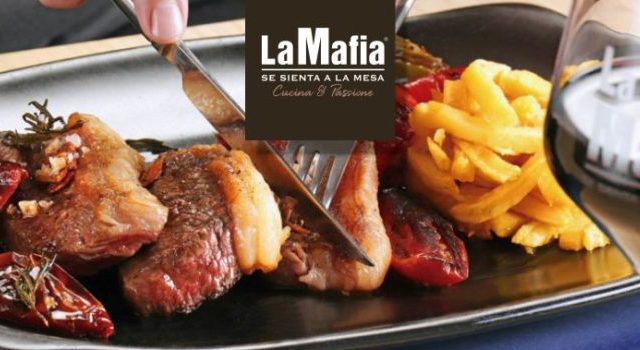 La Mafia se sienta a la mesa