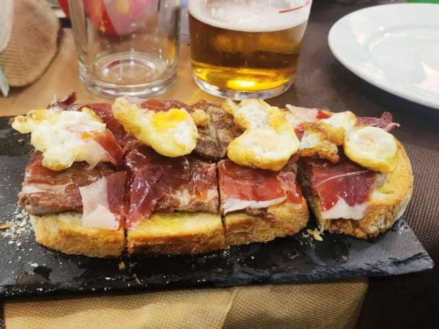 Bar Las Hermanas