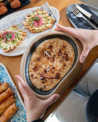 deconstrucción_de_la_croqueta_de_jamón_con_queso_de_tetilla_ahumado_la_comilona