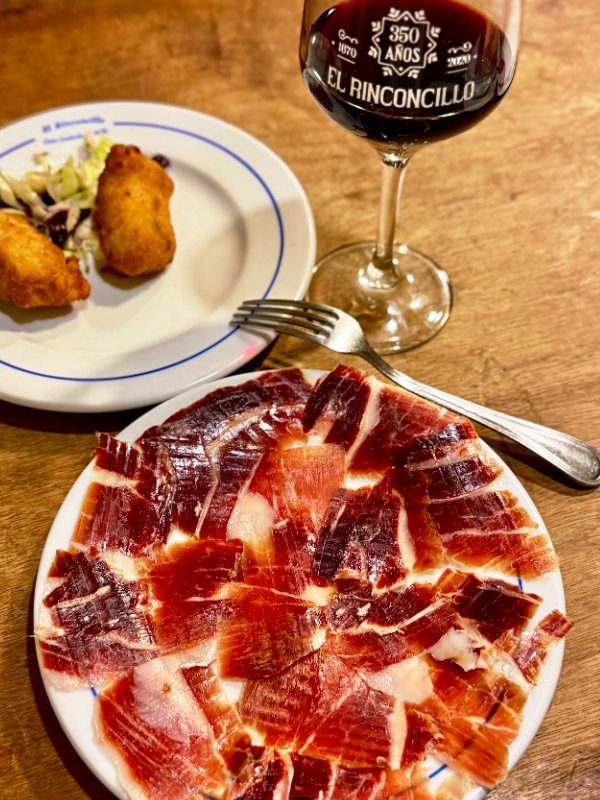 plato de jamón