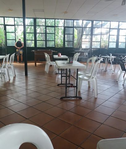 Bar De La Piscina