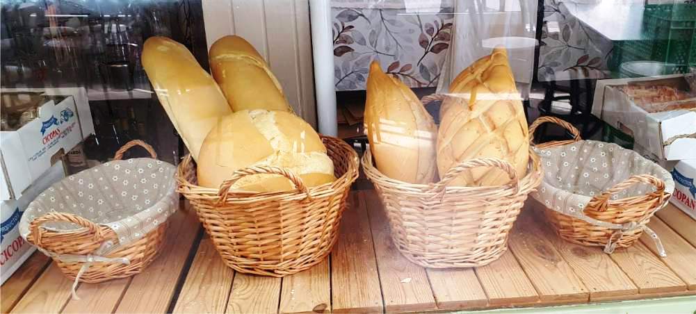 panadería artesanal de Cafetería D'Aroma en Brenes (Sevilla)