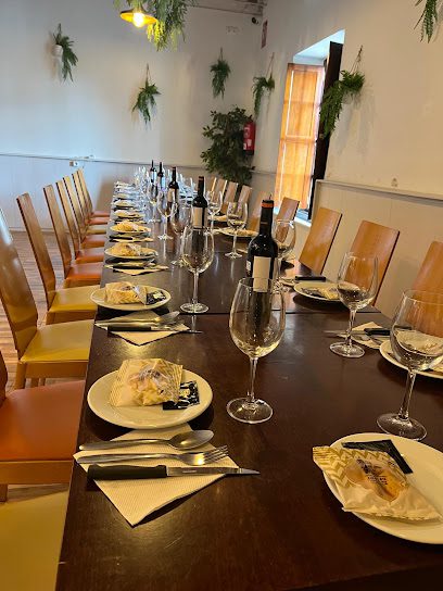 Locomotora Restaurant & Grill