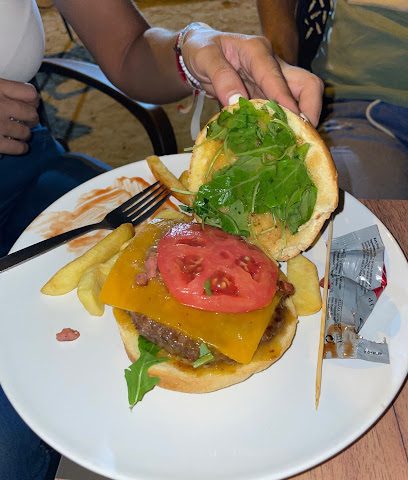 Pizzería Hamburguesería La Ermita