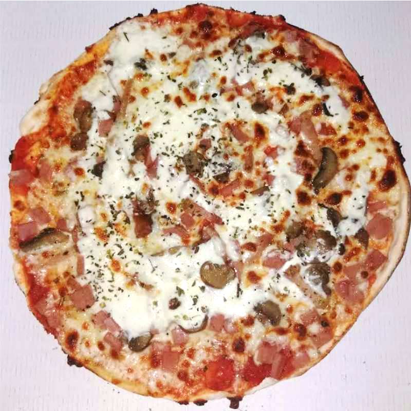 Restaurante PIZZERÍA La Piscina