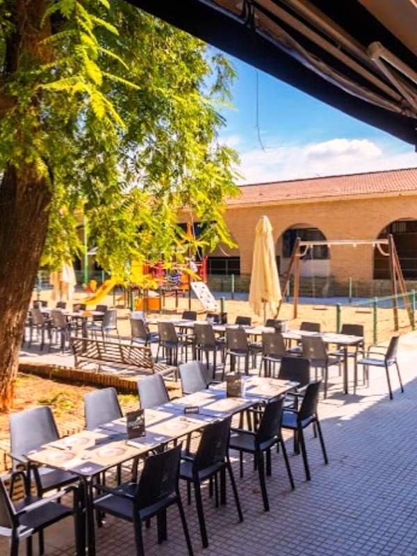 Espléndida terraza de Diman Tapas