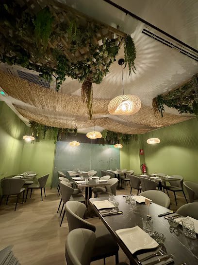 Takumi Sushi & Thai