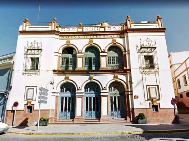 El plan perfecto en Alcalá de Guadaíra: El humor de Santi Rodríguez y dónde cenar a pie de teatro