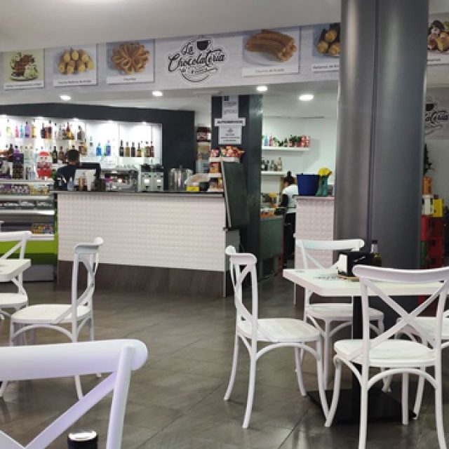 Nueva Cafetería Churrería en la Ciudad